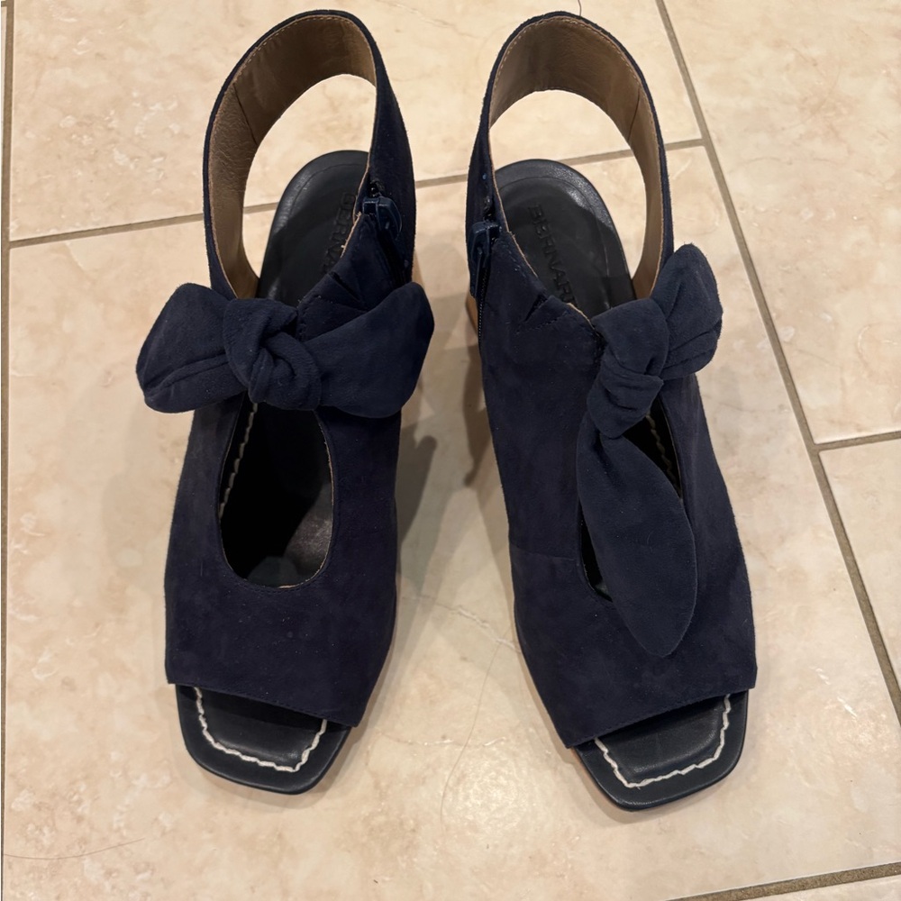 Bernardo Navy Lizzie Sandal Bootie
Navy Kid Suede